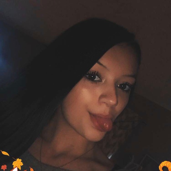 Meet your Posher, Merci - Picture 3 of 3